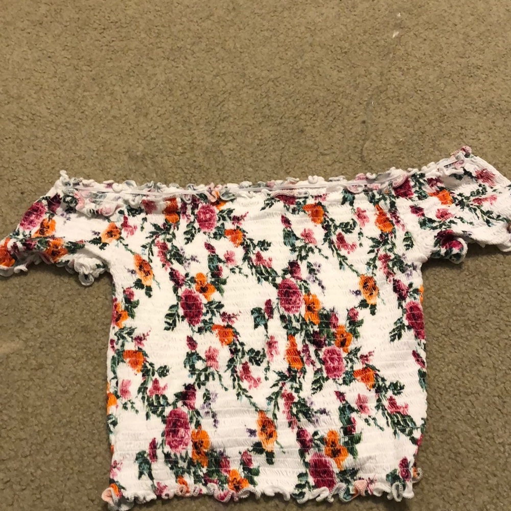 Cropped off the shoulder flower shirt
